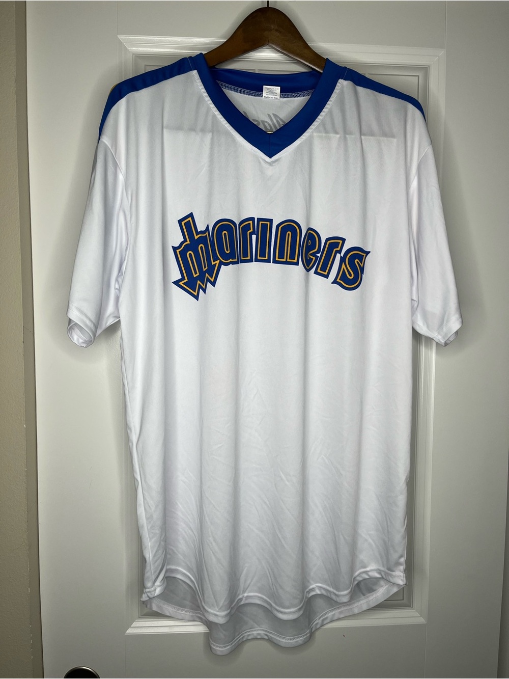 Seattle Mariners V Neck Vintage Style White Adult XL Baseball Retro Jersey